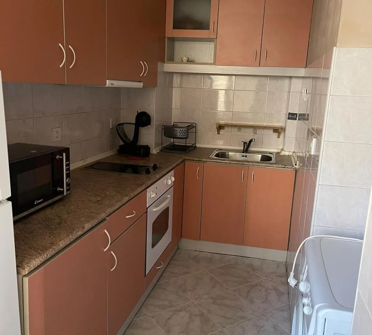 Central Flat- 6 People- Chataldja Varna 0*,  Bulgaria