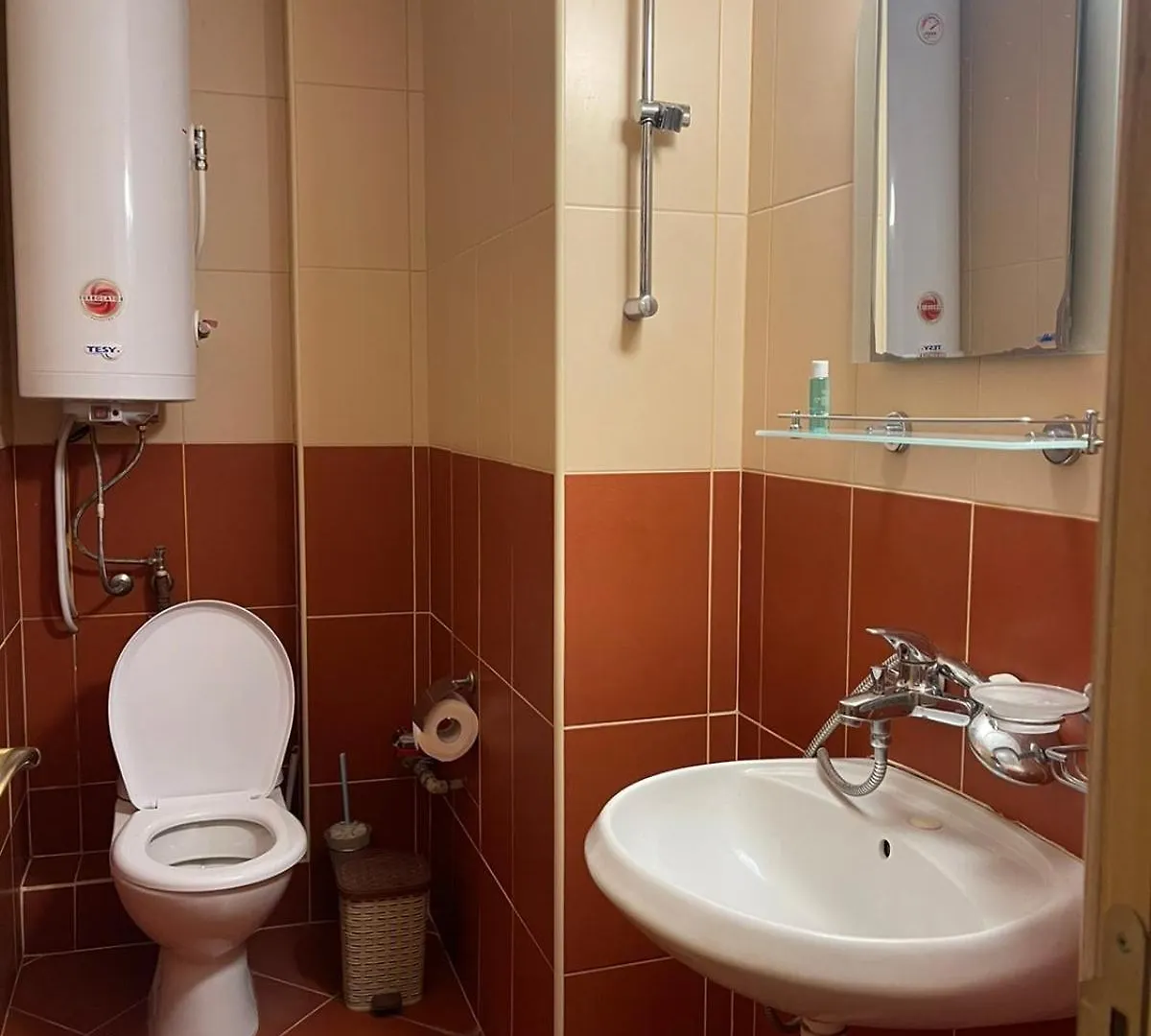 Central Flat- 6 People- Chataldja Varna 0*,  Bulgaria